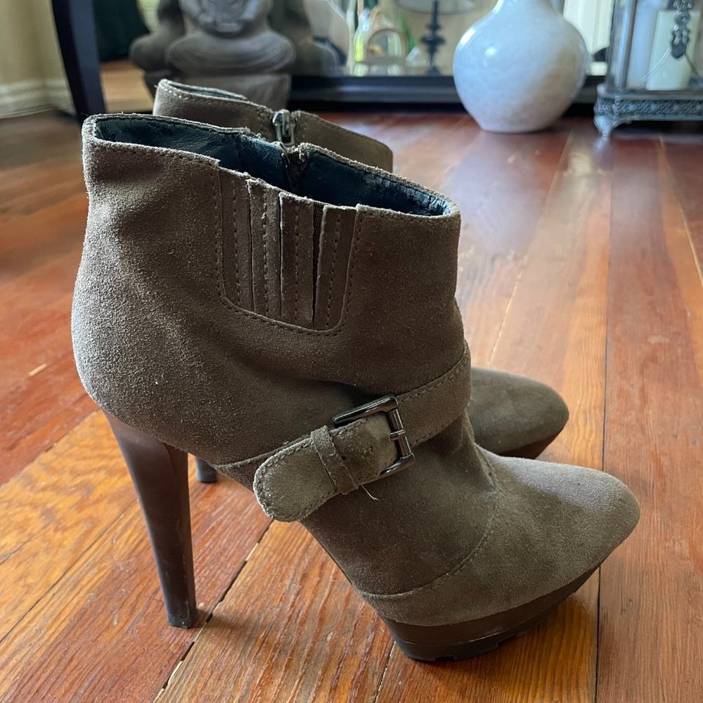 ENZO ANGIOLINI Brown Taupe Leather Suede High Heel Boots Sz 8.5 / 38.5
